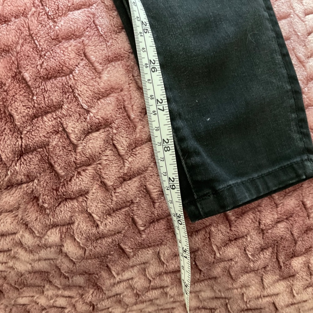 American Eagle Black Distressed Jeggings - Size 2 Long - Picture 11 of 12